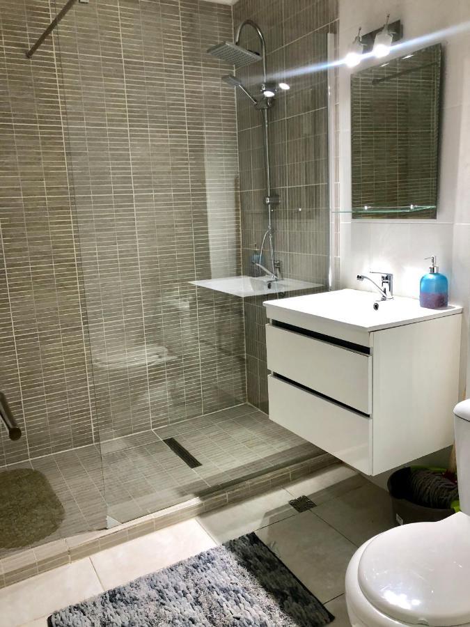 City Break Maya Apartment Oradea Eksteriør billede